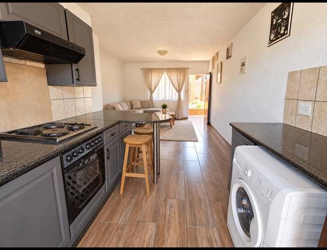 2 BEDROOM APARTMENT FOR SALE IN KENLEAF